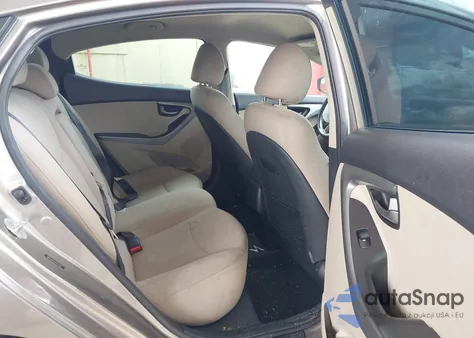 2016 Hyundai Elantra Se из США, поврежденный, VIN 5NPDH4AE3GH671901